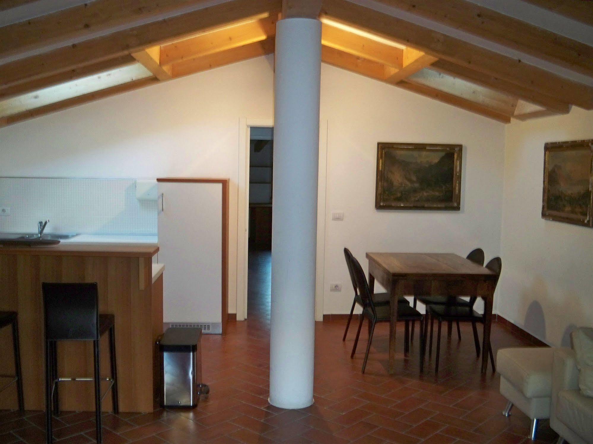 Relais Palazzo Lodron Hotel Rovereto  Exterior photo